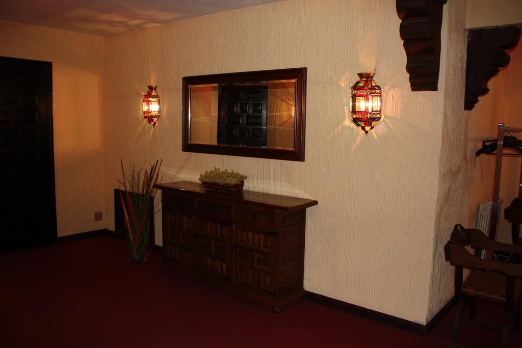 Pradorrey Hotel Restaurante Astorga מראה חיצוני תמונה